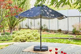 Backyard Patio Umbrella Ideas